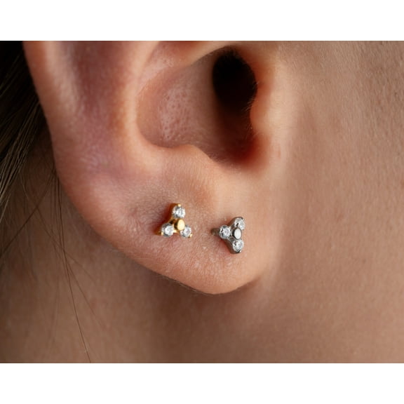 20g 18g 16g Implant Grade Titanium triple CZ push-in Labret stud, threadless flat back Tragus Helix Conch stud, Trinity nap earring
