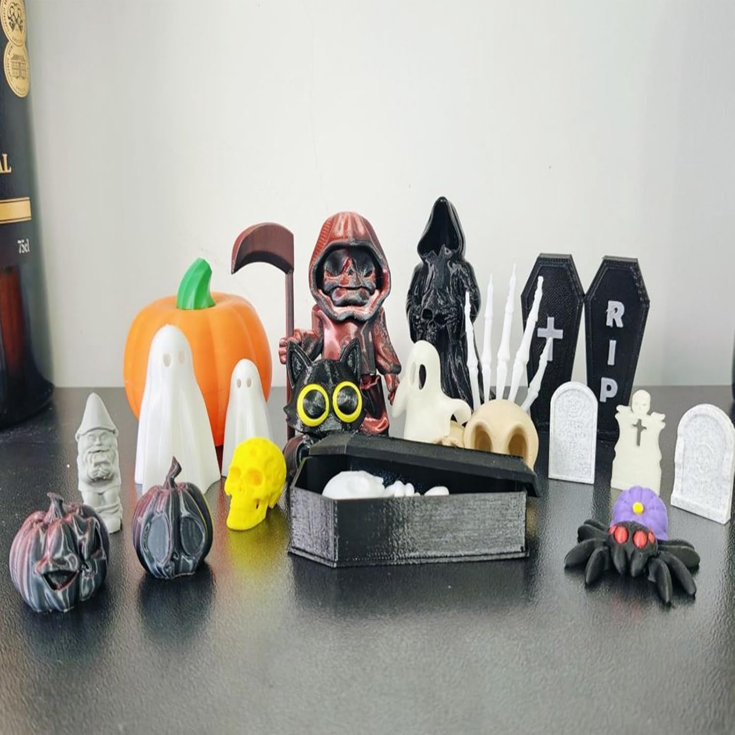 50 Mini Figurines Résine Halloween – 50 Designs Différents – Décoration Effrayante Pour Fête, Jardin, Gâteau – Cadeau Original