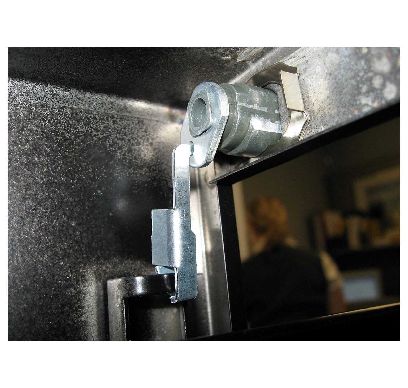 2185 HON F24 & F28, Vertical File Lock Kit