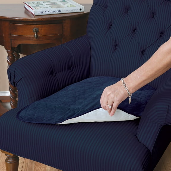 22" Quilted Waterproof Seat Protector - Blue