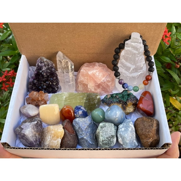 22pcs Premium Beginning Crystal Kit In Box for Dispelling Fear and Anxiety, Good Luck, Crystal Healing