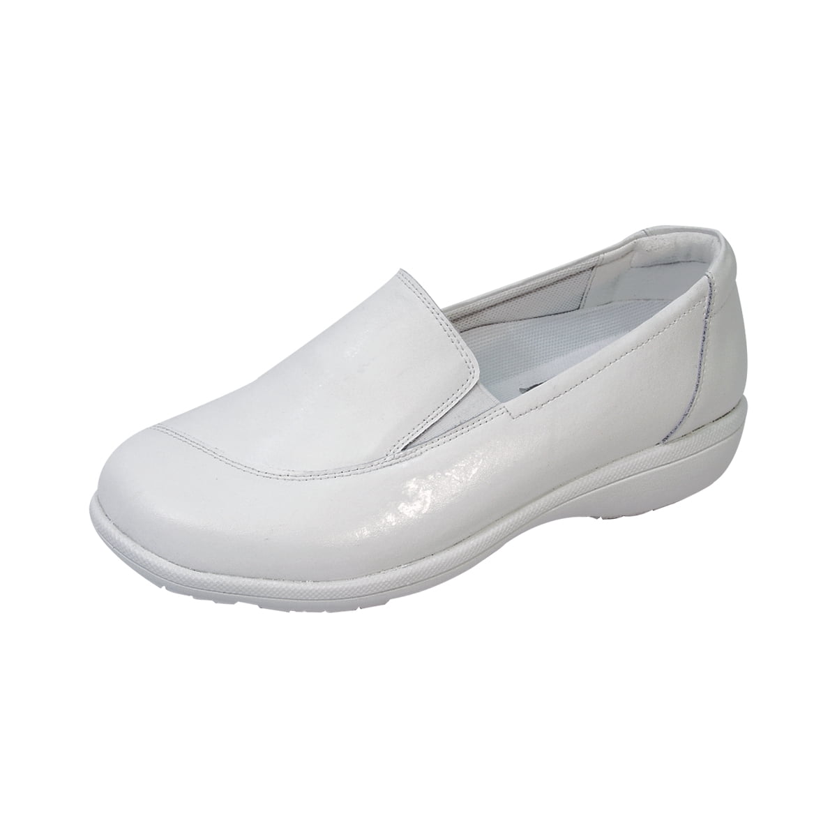 24 HOUR COMFORT Lila Wide Width Professional Sleek Shoe WHITE 6