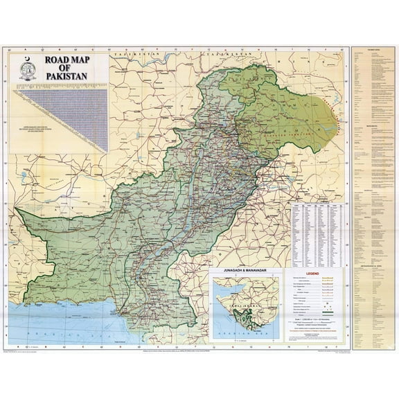 Wall Art Impressions 31"x24" Poster :: Road Map - Large detailed road and railway map of Pakistan. Pakistan large detailed road and railway map [Plain Coated Paper]