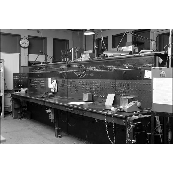 24"x36" Gallery Poster, Promenade St Tower Control Panel