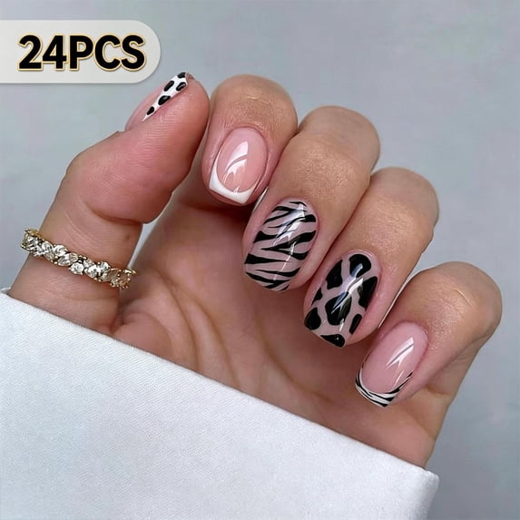 24PCS Short Square Press On Nails, White French Tip Full Cover Glossy Acrylic Fake Nails Reusable Glue On False Nail Tips for Daily Fashion Casual Trendy Women Nail Art Decoration