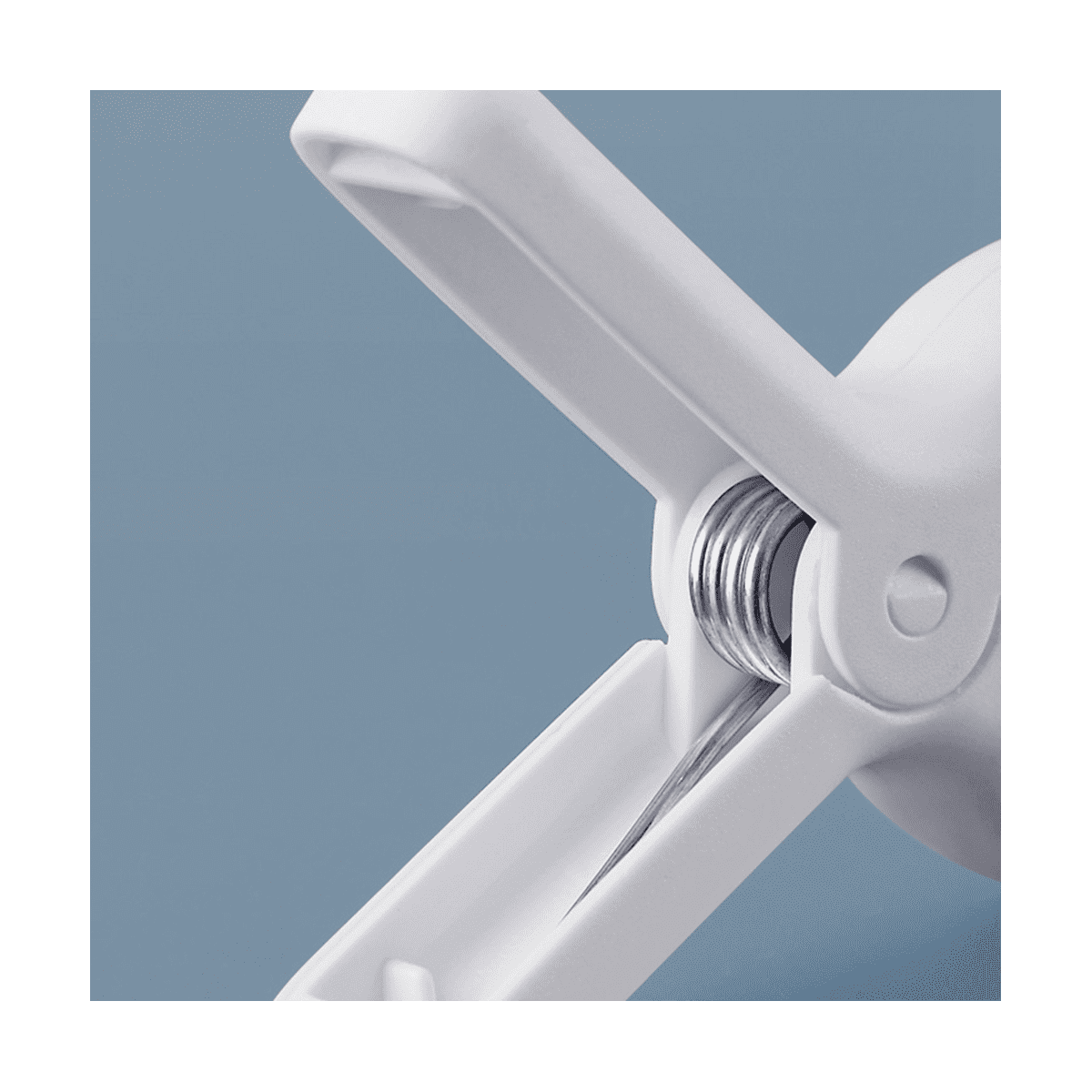 24Pack Plastic Clothes Pins, Beach Towel Clips,Laundry Clothespins