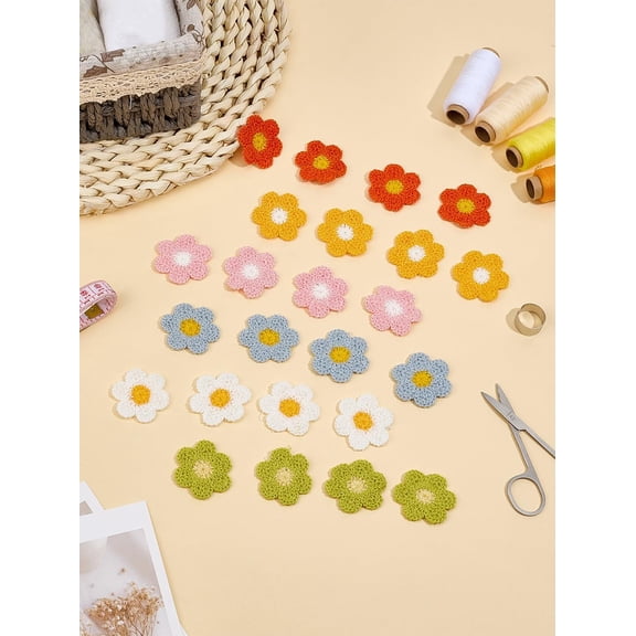 24Pcs 6-Petal Flower Patch Embroidered Mixed Color Ployester Yarn Knitting Patches Two Tone Crochet Appliques for Clothes Dress Hat Jeans Backpacks DIY Accessories 35x35x1.5mm Making DIY