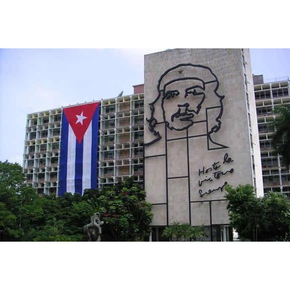 24x36 gallery poster, Che Guevara on the Plaza de la Revolucion, in Havana, Cuba