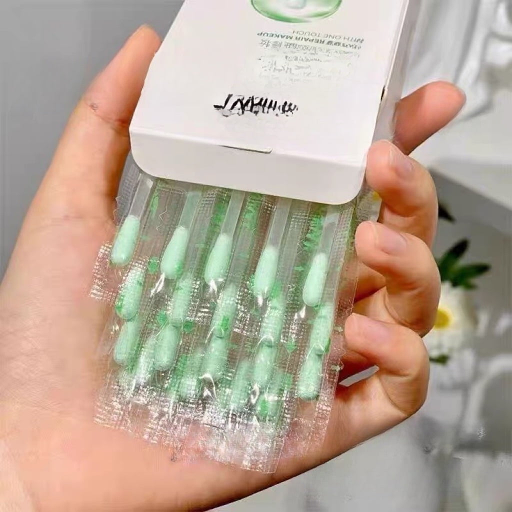 25-Pack Makeup Remover Cotton Swabs - Face and Eye Makeup Detail Cleaning Sticks, Portable Skincare for Travel