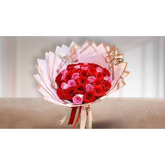 25 Roses Model #4