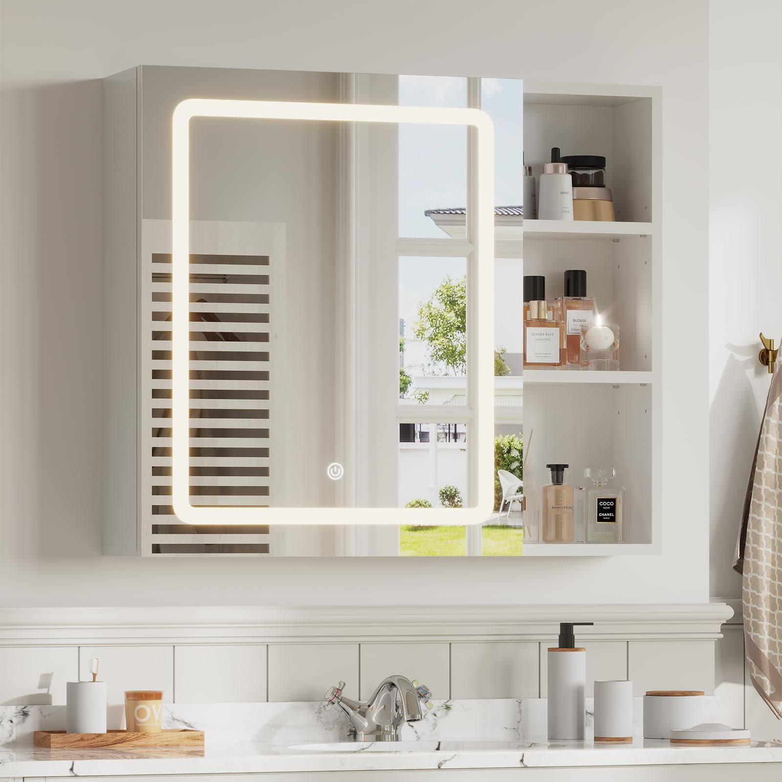 27.6x23.62in Wall Mounted Bathroom Mirror with Single Door