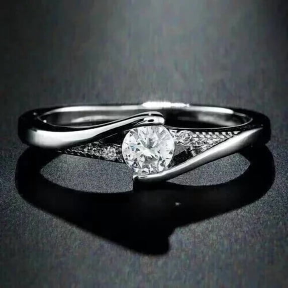 2CT Round Cut Simulated Diamond Women's Engagement Ring 14K White Gold Plated