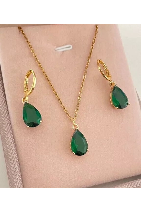 2Ct Lab-Created Green Emerald Pear Cut 14k Yellow Gold Plated Women Fancy jewelry Set