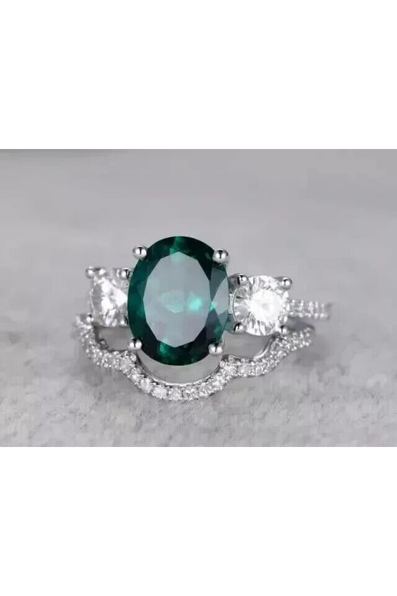 2Ct Oval Cut Lab-Created Green Emerald Women's Wedding Bridal Ring Set 14K White Gold Plated