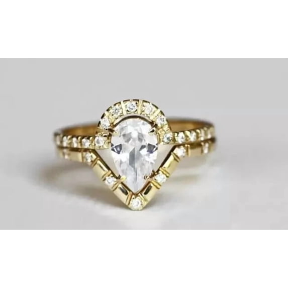 2Ct Pear Cut Simulated Diamond Engagement Women's Bridal Set Ring 14K Yellow Gold Plated Silver 925