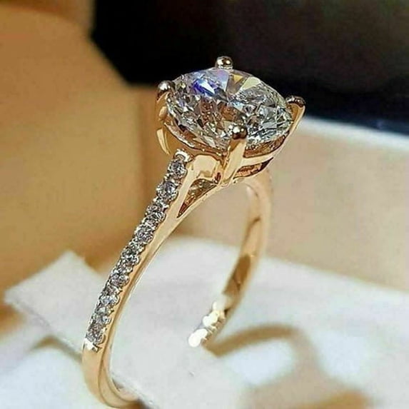 2Ct Round Cut Lab Created Diamond Women's Wedding Ring Yellow Gold Plated