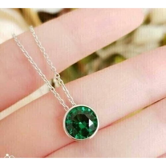 2Ct Round Cut Lab Created Green Emerald Women's Pendant 14K White Gold Plated 18"
