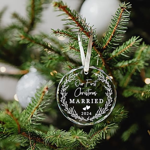 2D 2025 Our First Xmas Married Decoration, 2D Wedding Gift - Home Decor, Bridal Shower Gift, 2D Artwork Keepsake - For Newlyweds, Married Couples, Bride, Wedding Guests