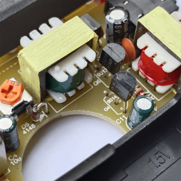 2P3 Kit School Radio DIY Enthusiasts AMFM Medium Wave