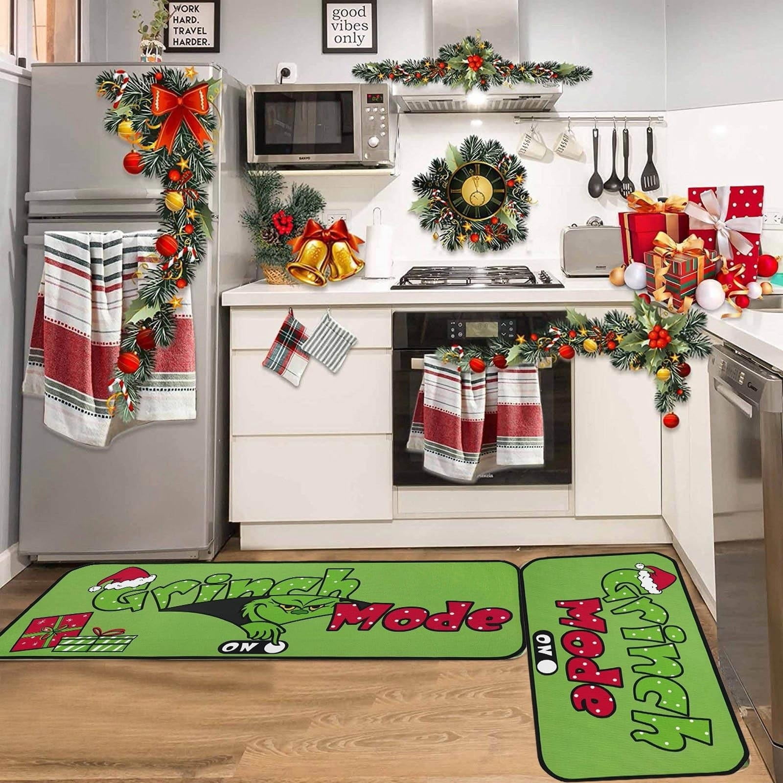 2PC Christmas Bathroom Set Christmas Grinch Mat NonSlip, Washable