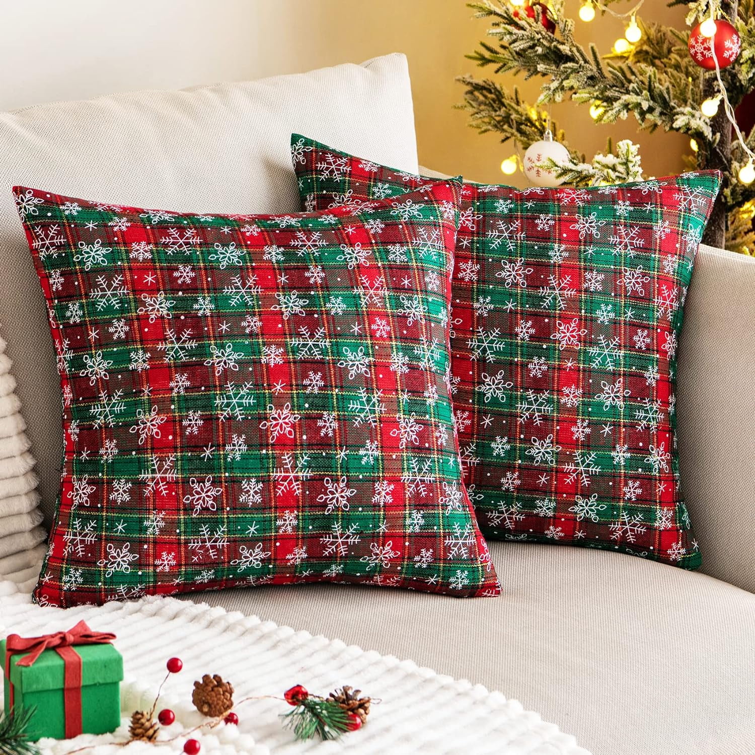 2PCS Christmas Plaid Decorative Throw Pillow Covers Snowflake for Sofa Farmhouse Decor,20x20 Inch