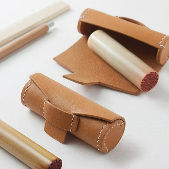 2PCS Lipstick Case Lipstick Storage Box Mini Portable (Light Brown )