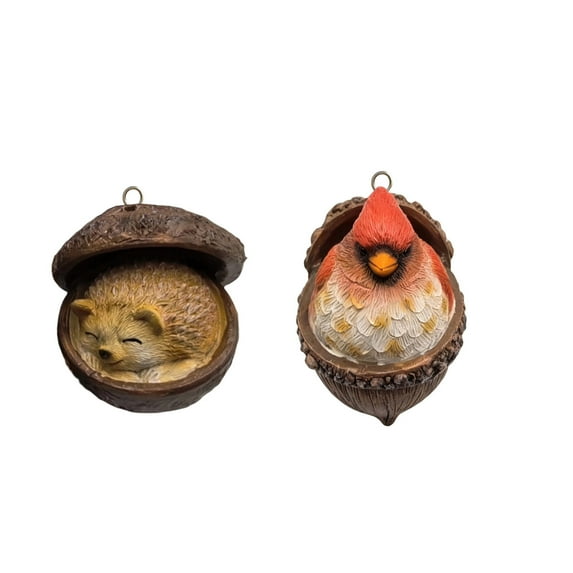 2Pc-Hedgehog+Red Bird 3D Forest Animal Acorn Ornaments – Sleeping Cozy Forest Christmas Ornaments, Handcrafted Resin Hazelnut Ornaments, Forest Animal Christmas Ornaments