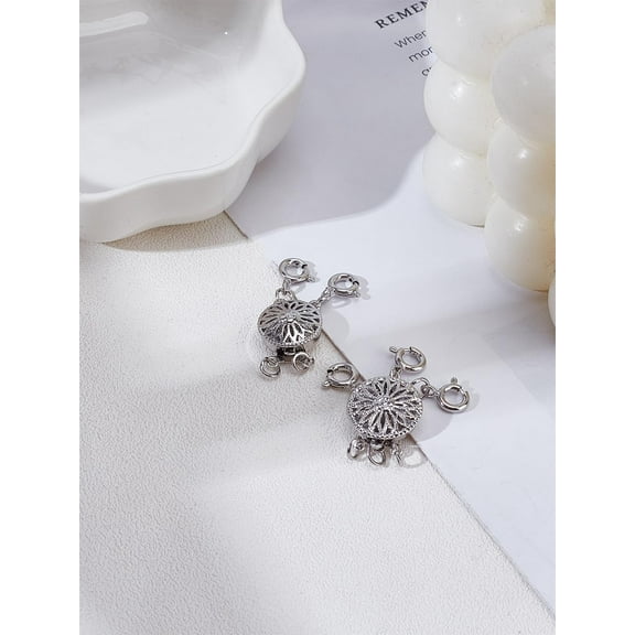 2Pcs 2 Styles Necklace Layering Clasps Separator Brass Box Clasps with Locking Clasp Converter Chain Extender Multi Strand Clasp for Layering Multiple Necklaces Platinum