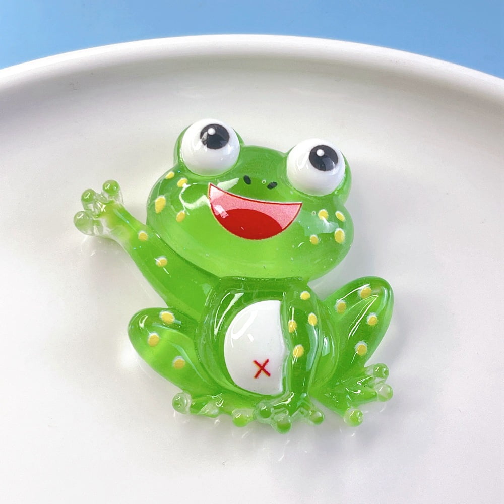 2Pcs Adorable Frog Figurines Glow in the Dark Frog Statues DIY Frog