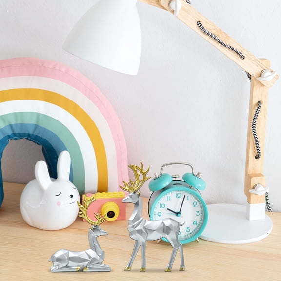 2Pcs Christmas Reindeer Figurines,Resin Elk Sculpture Miniature Figurine Xmas Deer Statue Artificial Animal Crafts Home Decoration Ornament(Silver)