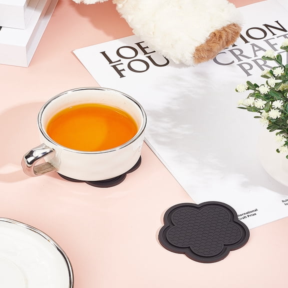 2Pcs Flower Car Cup Holder Coasters PVC Coaster Cup Mats Non-Slip Absorbent Drink Coastering for Tabletop Protection and Office