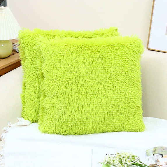 2Pcs Luxury Faux Fur Throw Pillow Cover, Deluxe Winter Decorative Plush Pillow Case Cushion Cover Shell for Sofa Bedroom Car (18 x 18 Inch Green)
