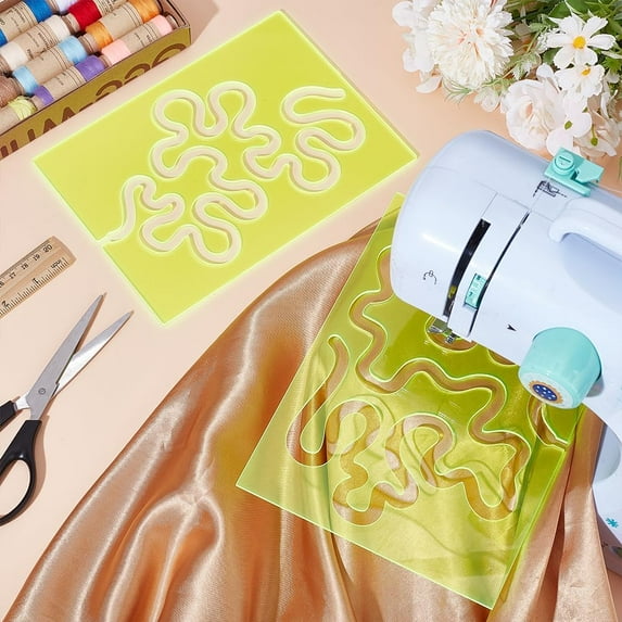 2Pcs Quilting Templates Rulers Acrylic Template Rulers Simple Meander Quilting Supplies Green Quilt Templates for Domestic Machine Quilting Cutting Sewing Patchwork DIY Craft