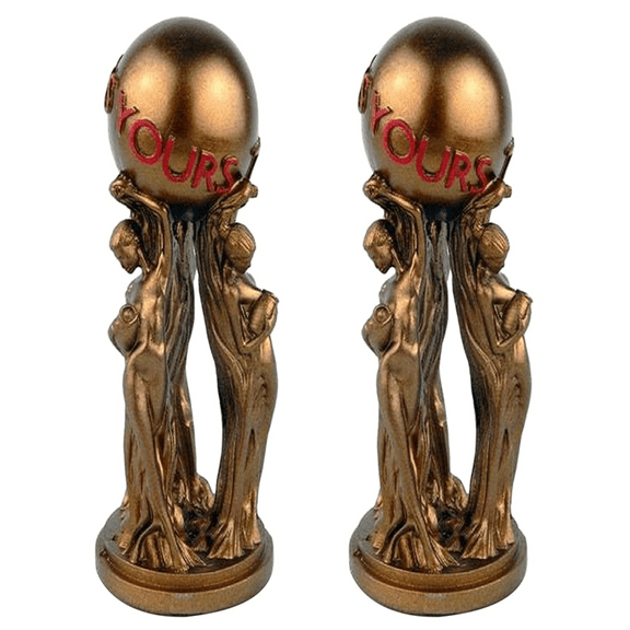 2X the World is Your Statue Trophy for Office Home Decoration Birthday Graduation Ceremony Resin