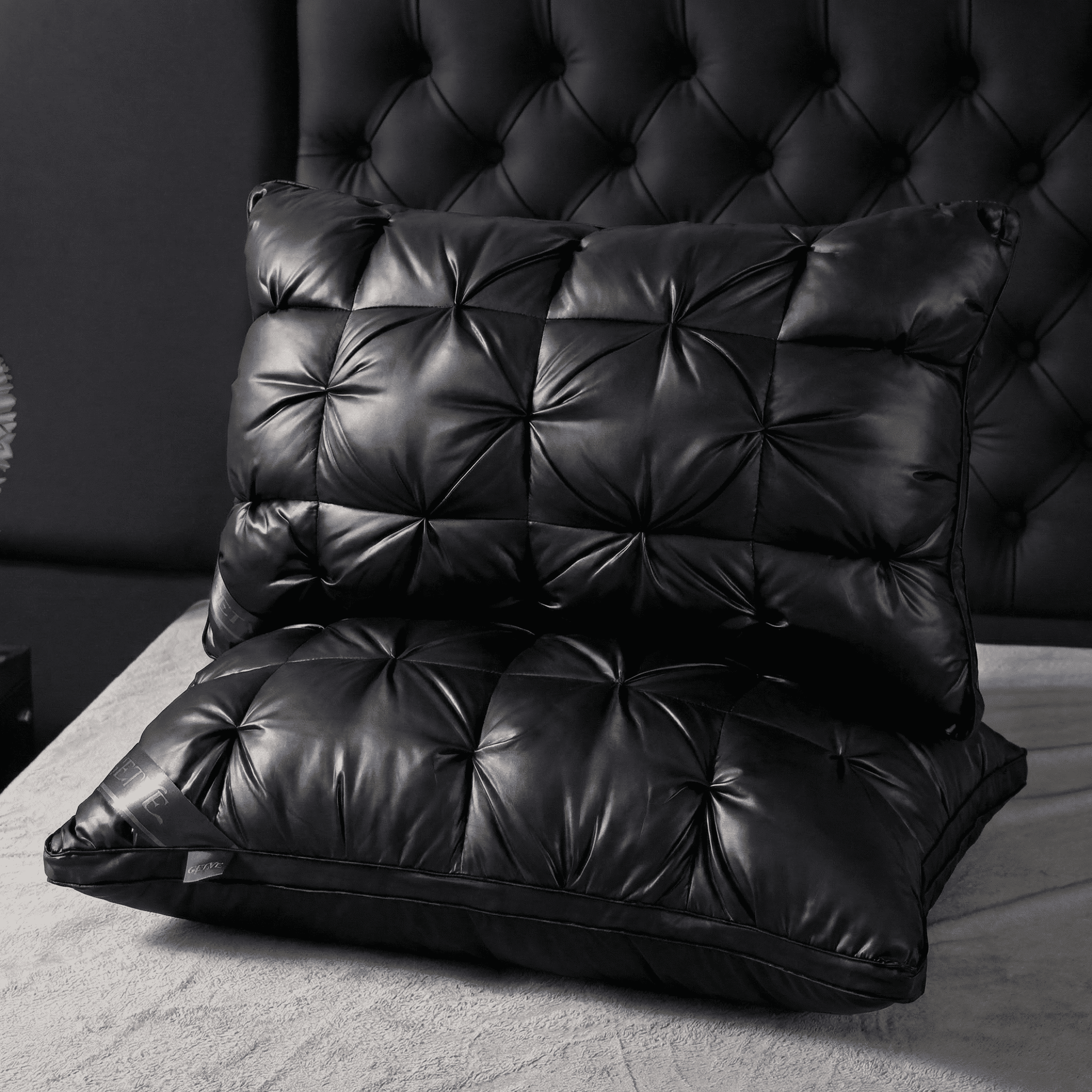 2PCS Hotel Quality Pinch Pleat Pillow, Breathable & Skin-Friendly Pillow Core, Light Luxury Decorative Pillow, Neck Support & Sleep Enhancing Pillow, Available in Multiple Colors(black,Queen)