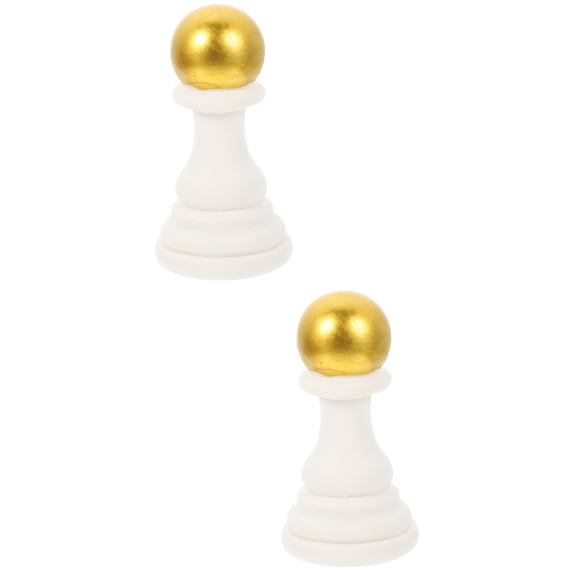 2pcs Desktop Resin Chess Stylish Chess Decor Chic Chess Sculpture Office Chess Status