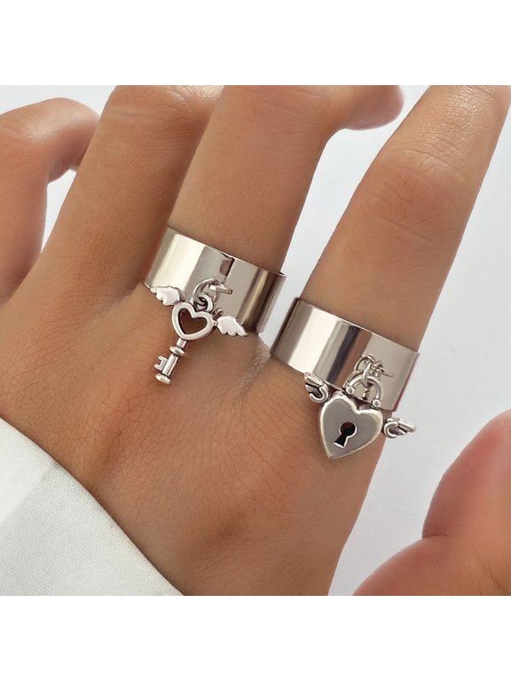2pcs Fashion Wide Ring With Cute Key/ Lock Pendant Adjustable Cuff Ring Perfect Jewelry Accessories For Couple