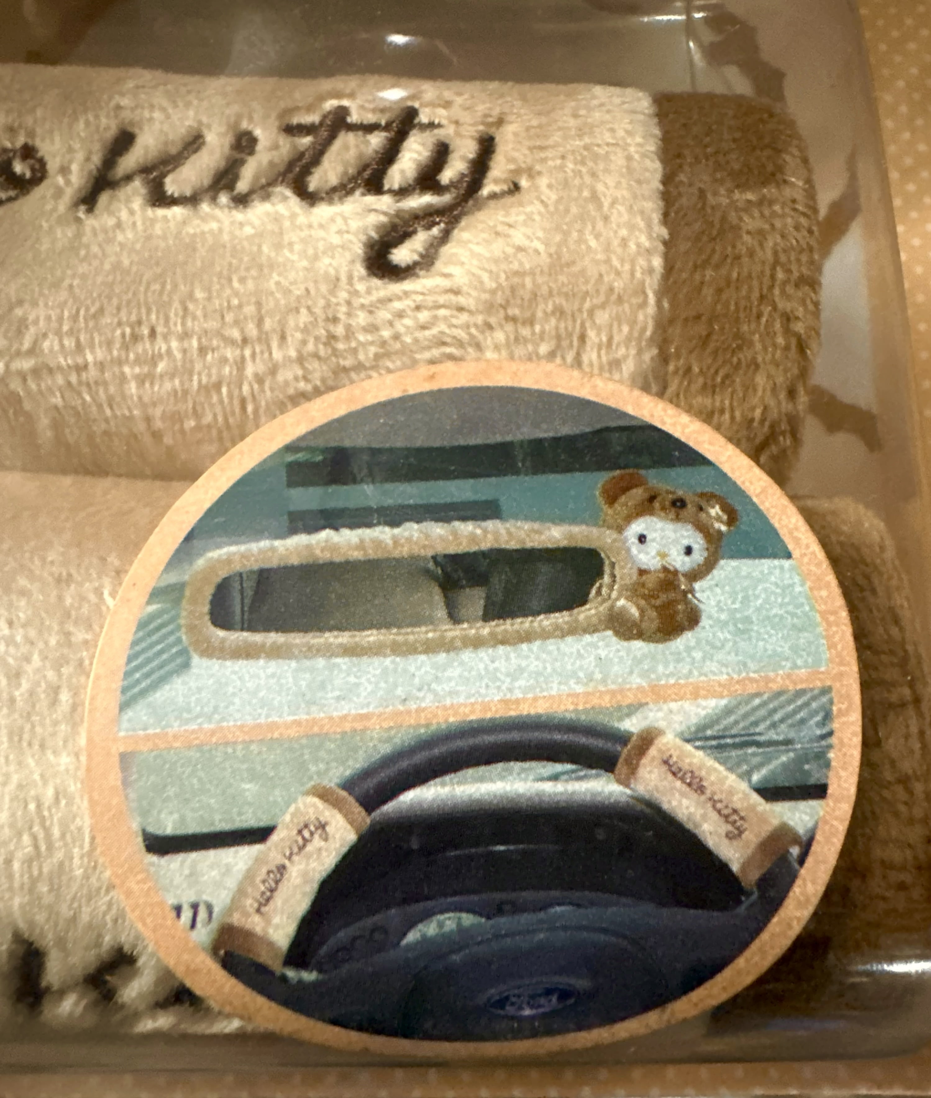 2pcs Hello Kitty in Bear Costume Car Accessories Hello Kitty Steering