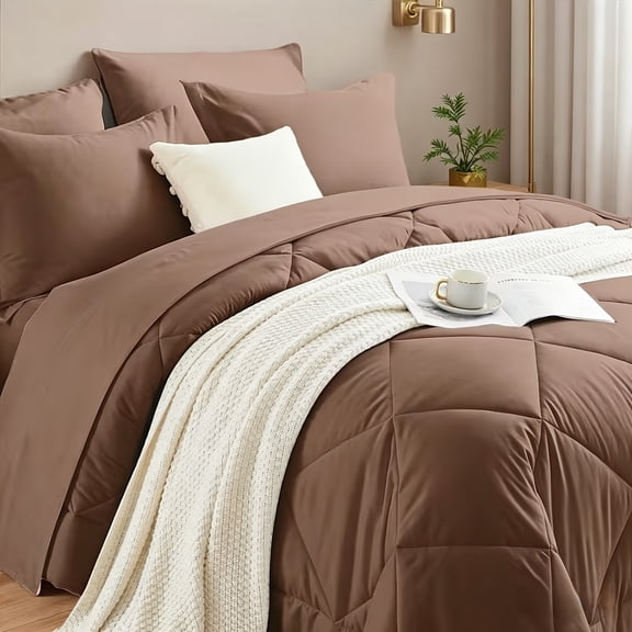 2pcs Luxury Diamond Quilted Stripe Lightweight Bedding, Breathable All-Season Comforter, Ultra Soft & Fluffy. Available In Twin Sizes. Ideal for Hotels, Bedrooms, Dormitories And Guest Rooms