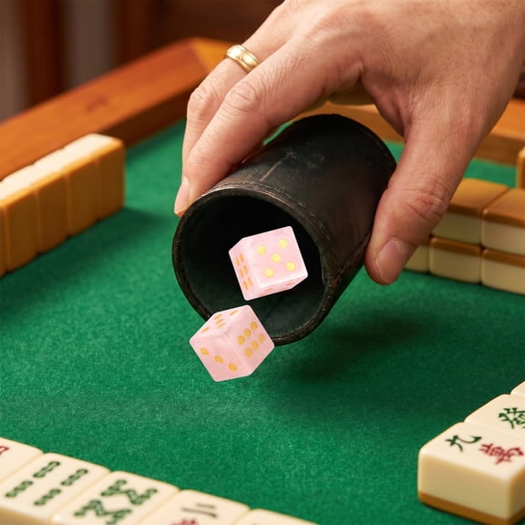 2pcs Mahjong Crystal Dice 0.63 Inch 6 Sided Decorative Tabletop Game Dice Mahjong Accessories for Board Game Party Pink