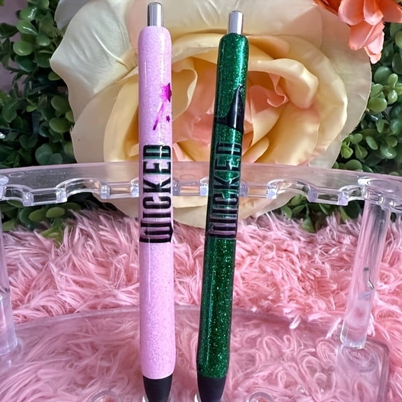 2pcs Metal Witch Princess Pens Bulk Pink and Green Halloween Party Favor 8 Witch Hat Ballpoint Pen Star Wand Glitter Pen Princess Gifts for Movie Musical Lover BFF Friendship Halloween Party Supplies