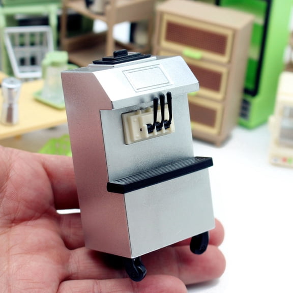 2pcs Plastic Ice Cream Maker Mini Model Micro Landscape Dollhouse Accessories Pretending Prop Decorations Silver 45x30x75mm