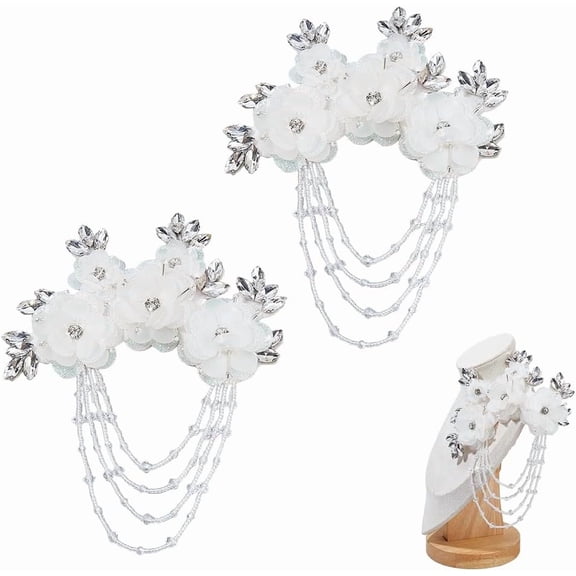 2pcs Sewing Applique Patch 3D Flower Rhinestone Applique White Fringe Shoulder Epaulette Flower Appliques for Wedding Dress Clothes Decorative Accessories