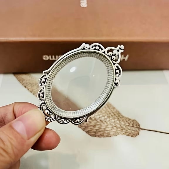 2pcs Vintage Style Glass Magnifying Glass with Decorative Chain Portable Loupe for Reading, Inspection, and Hobbyists Battery-Free Magnifying Glass for Seniors, Art, Crafts, and Sewing Supplies