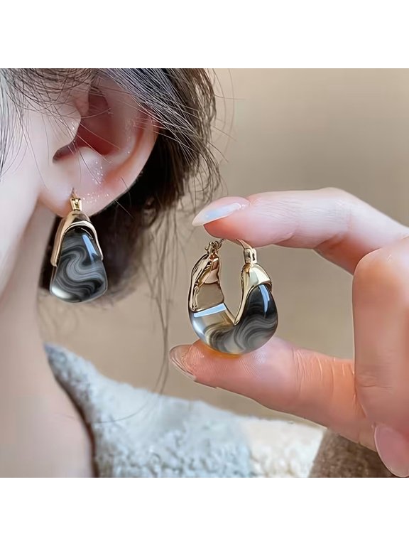 2pcs Women's Fashion Hoop Earrings, Random Color, Easy Luxurious High-End Ear Jewelry for Daily Wear