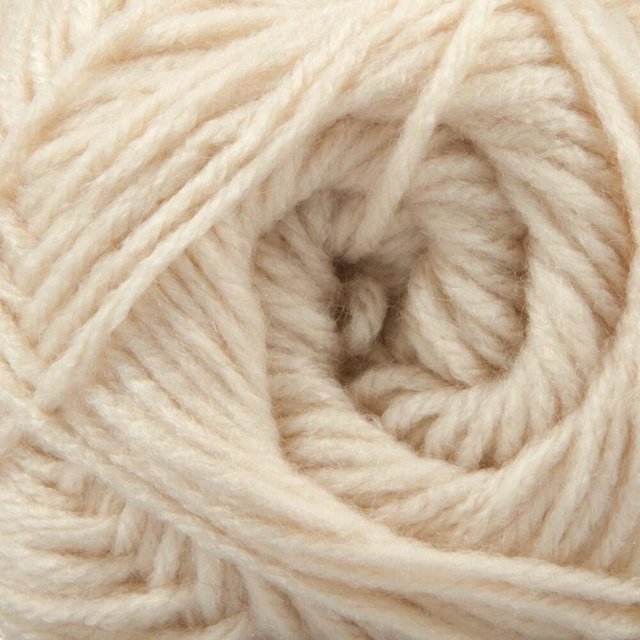 2pcs Worsted Weight Yarn Cream