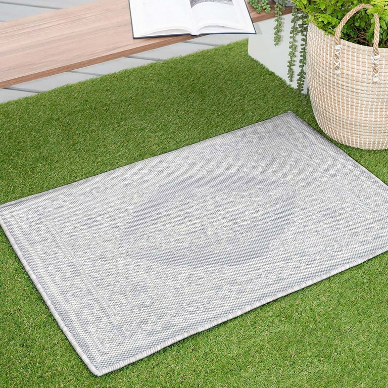 https://i5.walmartimages.com/seo/2x3-Water-Resistant-Small-Indoor-Outdoor-Rugs-Patios-Front-Door-Entry-Entryway-Deck-Porch-Balcony-Outside-Area-Rug-Patio-Gray-Floral-Size-2-x-3_ab8218d6-f9ee-49c4-abfe-dec7fd93e44e.1b67f1b549763f70921e0df828737282.jpeg?odnHeight=768&odnWidth=768&odnBg=FFFFFF