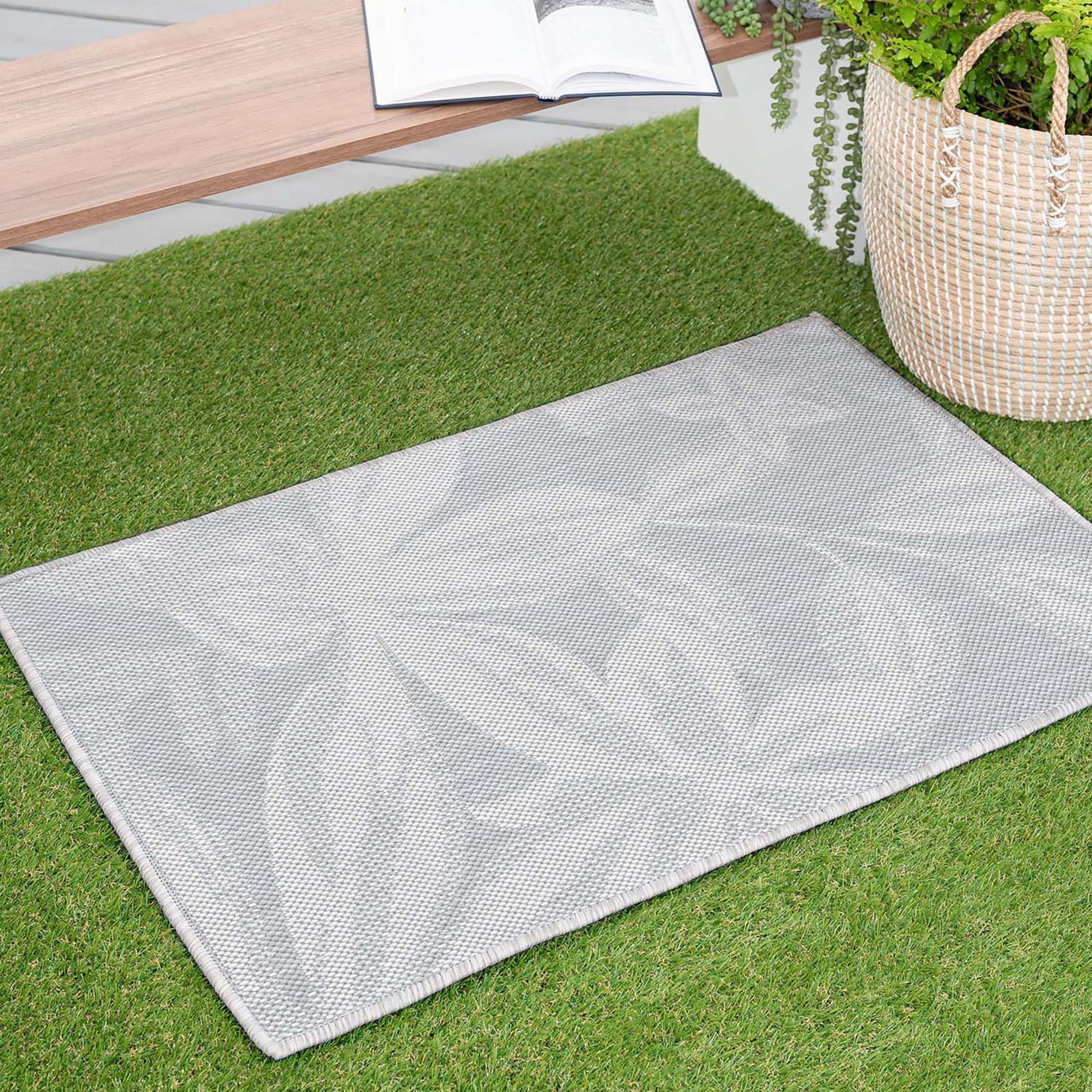 2x3 Water Resistant, Small Indoor Outdoor Rugs for Patios, Front Door Entry, Entryway, Deck, Porch, Balcony | Outside Area Rug for Patio | Gray, Floral | Size: 2' x 3'