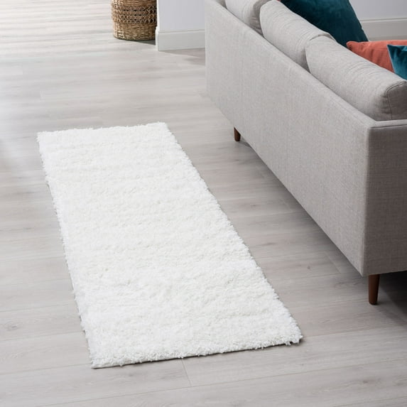 Jersey Shag Transitional Solid White Polypropylene Indoor Runner Rug, 2'x8' Rectangle