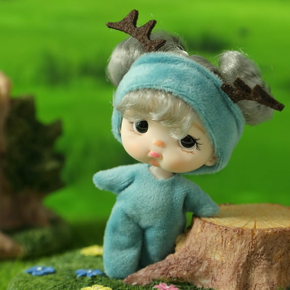 3.5 Inch Soft PVC Doll with Clothes, Cute Small Doll Toy for Girls, Pretend Play Accessory, Detachable Outfit, Washable, Perfect Gift for Toddlers